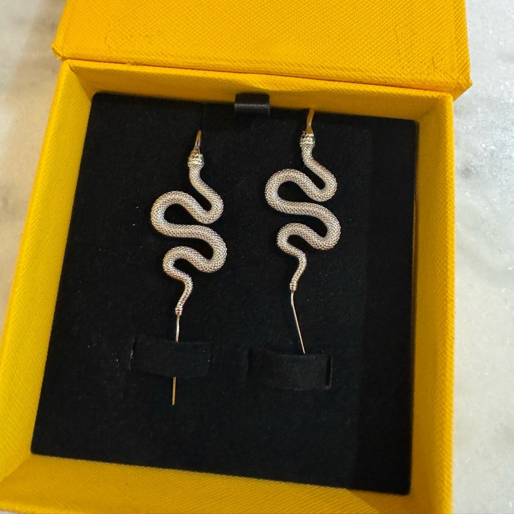 Oreylo snake earrings